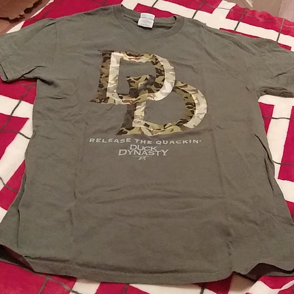 Duck Dynasty tshirt
